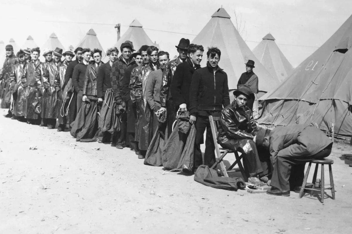 25 Facts About New Deal