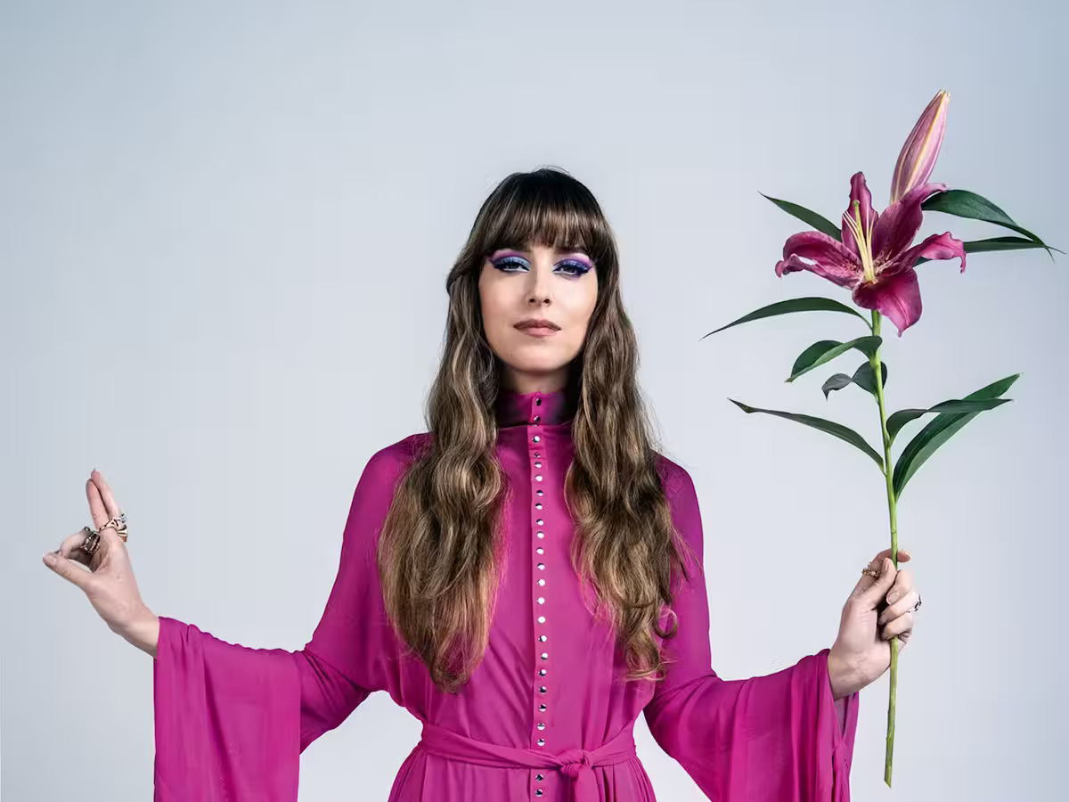 25 Facts About Dakota Johnson