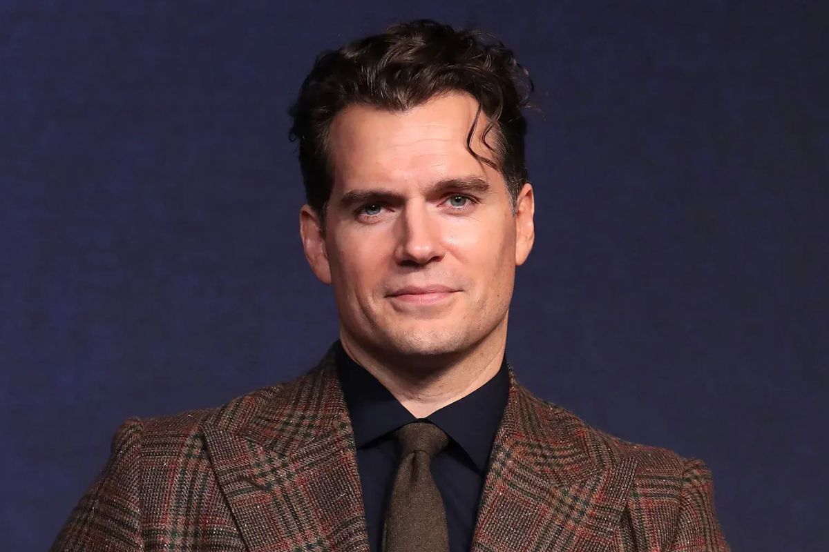 25 Facts About Henry Cavill