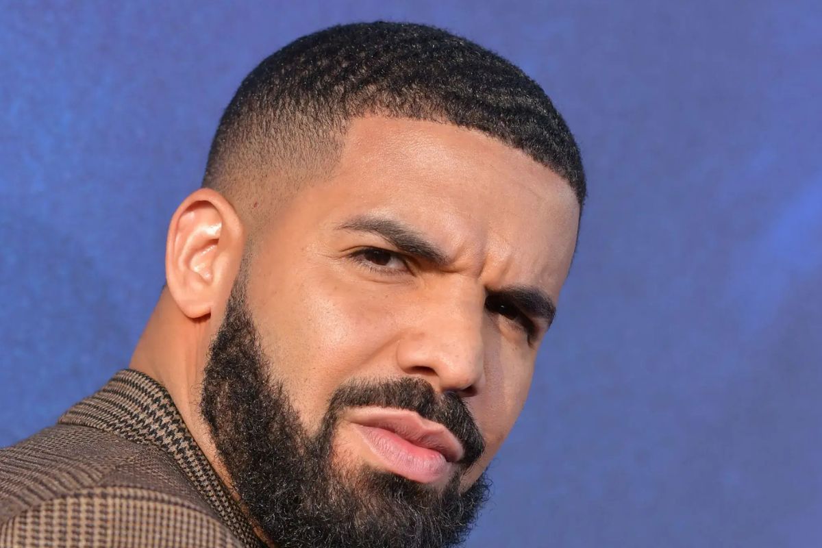 28 Facts About Drake
