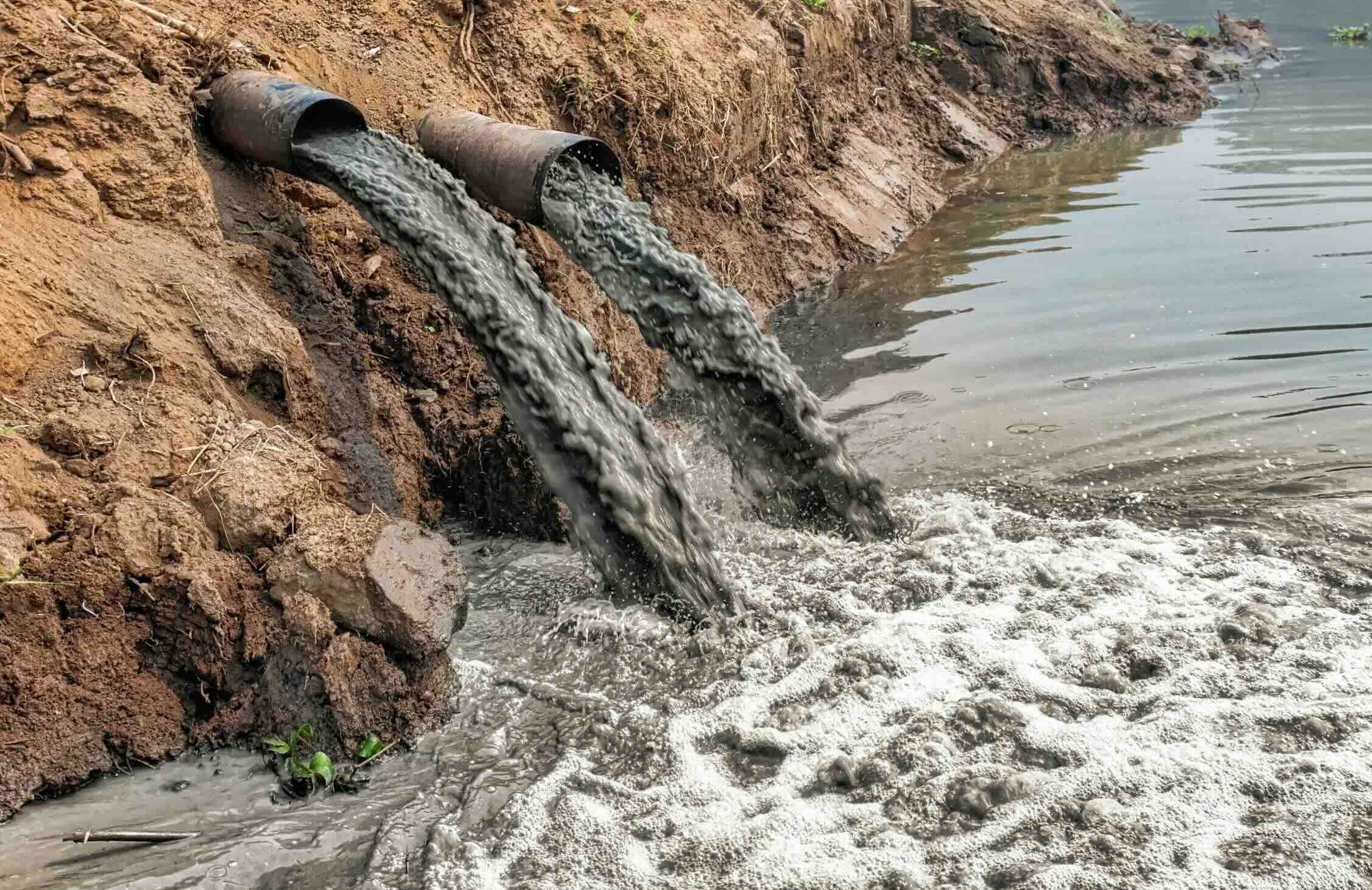 34 Facts About Water Pollution