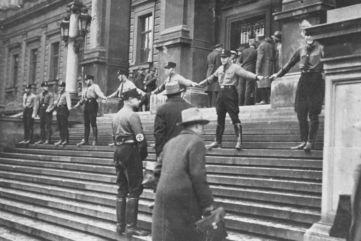 36 Facts About Kristallnacht